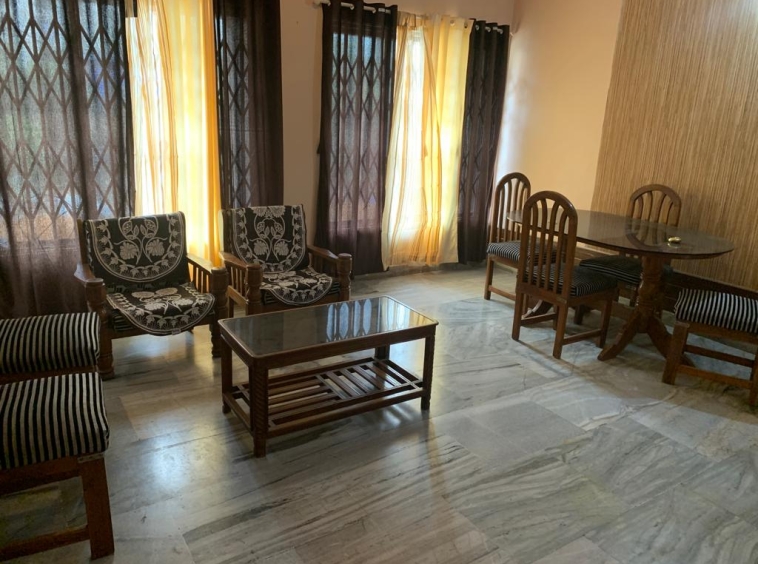 Living room spacious of 2bhk in chembur